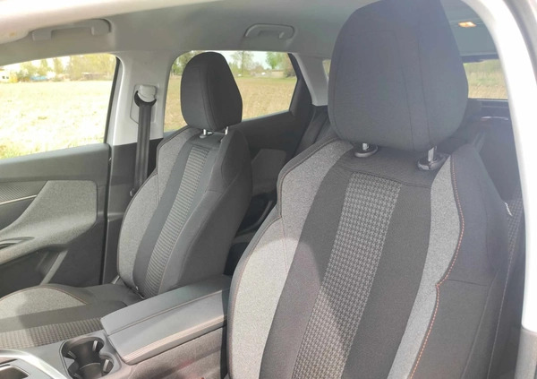 Peugeot 3008 cena 88500 przebieg: 50000, rok produkcji 2019 z Wągrowiec małe 211